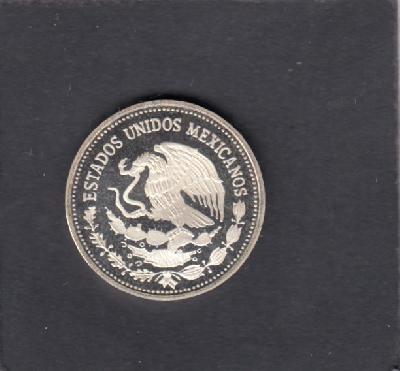 Beschrijving: 25 Pesos SOCCER 86